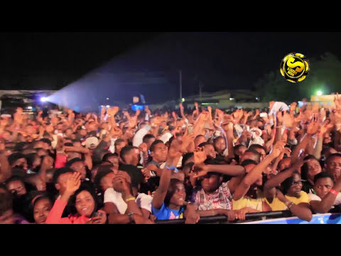 Dr. Sid Performs at Star Trek