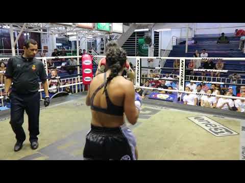 Dilshoda Umarova PhuketTopTeam vs Jenny Tung FA Group Muay Thai fight 20 Sep 2017