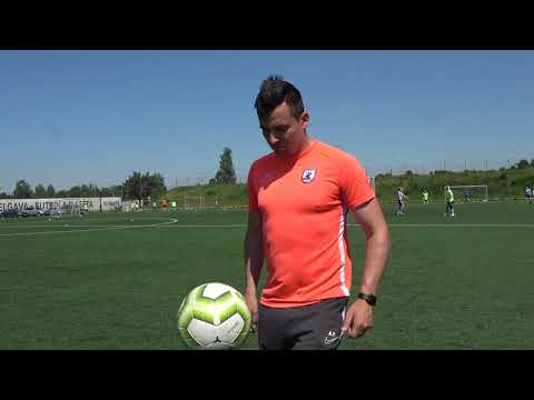 Bumbu izaicinājums: FUTBOLS