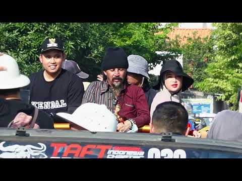 PAWAI ARTIS KILAU RAYA