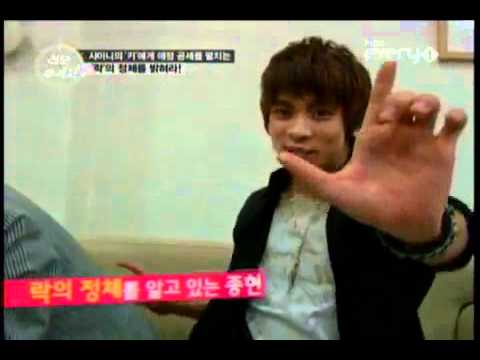 SHINee jonghyun sings SS501 - Love Like This