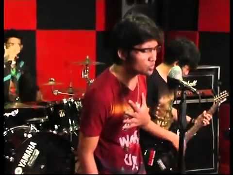 RELAKAN KU PERGI mpg