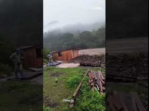 RIO DAS ANTAS | Vídeo registra instante em que correnteza arranca casa