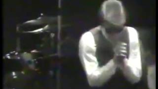 Madness - Cardiac Arrest (Live in France) January 1982