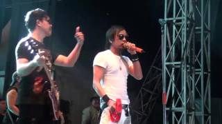 Download lagu Radja - Gak Ada Waktu (live Binuang) mp3