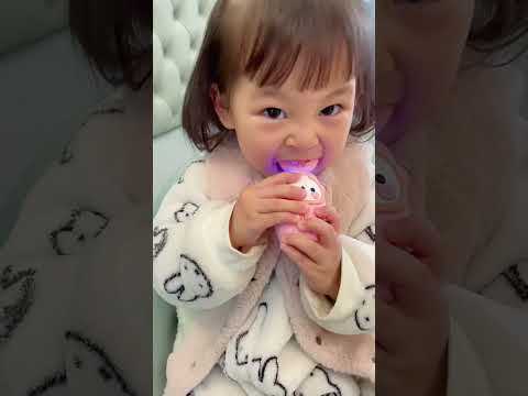 Children's u-shaped electric toothbrush
