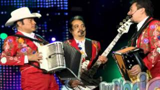 Como Aceite y como el Agua__Los Tigres del Norte  en Los Mochis en Vivo (Año 2005)