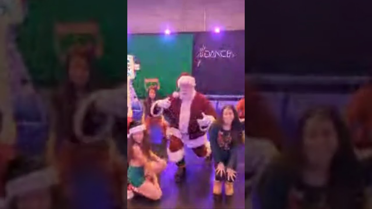 Promotional video thumbnail 1 for Singing Santa