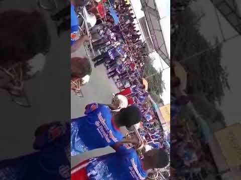 Fanpop apresentando três pacito no aniversário de Camaçari