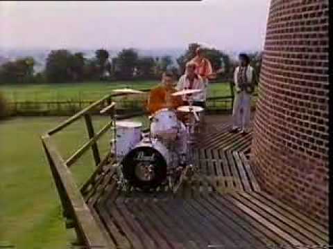 The Style Council - Heavens Above