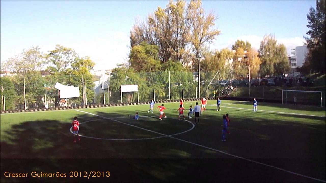 Crescer Guimarães - Escola Benfica Famalicão