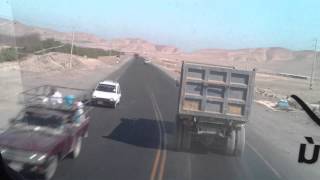 preview picture of video 'Riding a two-story bus in Peru: Moquegua-Nazca Cruzero route'