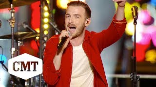 Brooks &amp; Dunn, Lanco Perform “Mama Don’t Get Dressed Up For Nothing” | CMT Crossroads