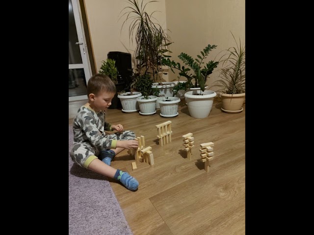 Гервальд Альберт поздравляет папу Артура Александровича с Днем отца