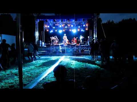 Autre Chant - Chans d'abandon (Cover Lou Dalfin) a Festival Occit'amo Roccasparvera (CN) 08/07/17