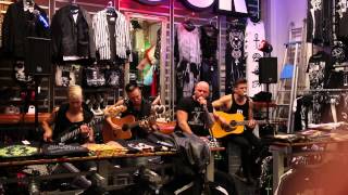 Smash Into Pieces - Disaster Highway (akustisk)