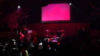 The Cribs @ São Paulo - "Women's Needs"