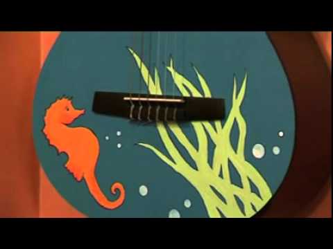 Guitar caffe - Izložba sretnih gitara - Meri Trošelj