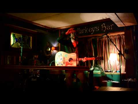 Fia Rua - Baby I'm A Liar/ Long Weekend (live in Mullarkeys Clifton 05/14)