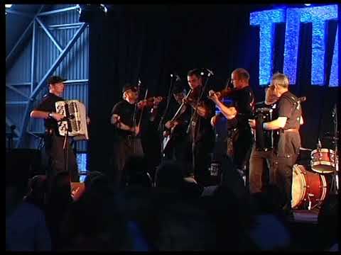 Småviltlaget - Marsj etter Svend Paulsson, spellt som som hoppvals - Titano 2002