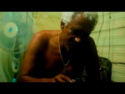 Cuban Guitarist hears  SRV for the first time Stevie Ray Vaugn