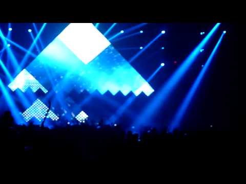 Tramps Like Us 9/2/12 Sandro Silva Epic (Intro)