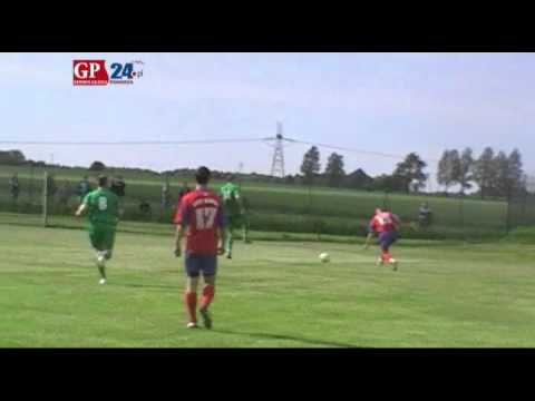 Liga okręgowa: Polonez Bobrowniki - Gryf II Słupsk (1:0)