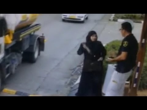 Video: Woman stabs Israeli guard at checkpoint