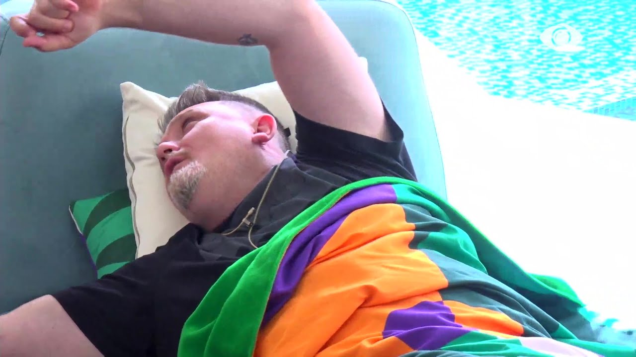 “Mos të të dëgjoj t’i thuash Rozës je pa karakter”/ Juli-Romeos: Mos vidh situatat e të tjerëve