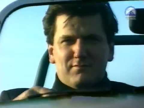 In Bed With Medinner s3 ep03 - Sumo Wrestlers and The Vice Squad