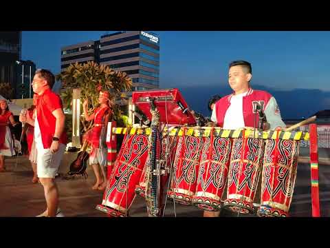 KESERUAN DI SARINAH BERSAMA MAXIMA - DA NATINITIP SANGGAR