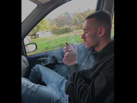 Xhulio ft Dizzo ft Risso - FREESTYLE