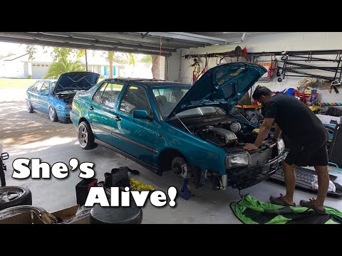 VR6 Rips In Miley & Omar's Mk3 Jetta First Start Up! ( Sitting For A Year )