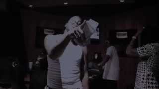 Johnny Cinco Ft. Cash Out - Livin Luxury