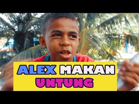 kocak-alex-pu-cara-makan-untung-dari-pembagian-ikan-mop-papua