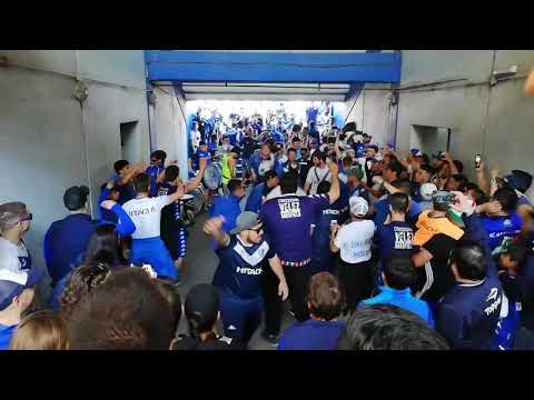 "Hinchada de velez vs independiente. (2-0)" Barra: La Pandilla de Liniers • Club: Vélez Sarsfield