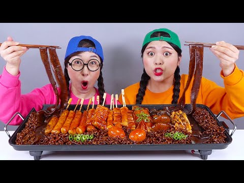 Nouilles Noires TTeokbokki Mukbang DONA