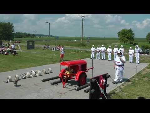 SDH Mladoňovice - ukázka požárního útoku s historickou stříkačkou