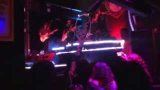 &#39;&#39;RADIO KAOS&#39;&#39; - DIMENSIONES PROHIBIDAS