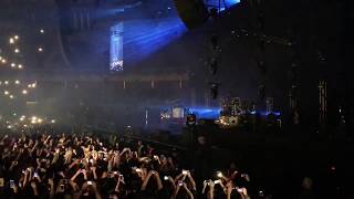 Linkin Park - Talking To Myself (Live Arena Movistar Chile - Maio 2017) - (HD)
