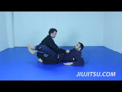 Sneaky Wrist Lock from Closed Guard