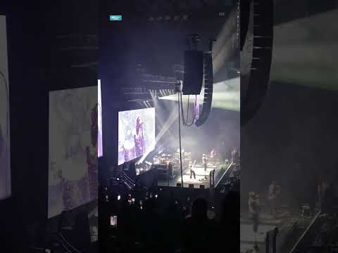 Live performance: Incubus 'Stellar' in Manila concert