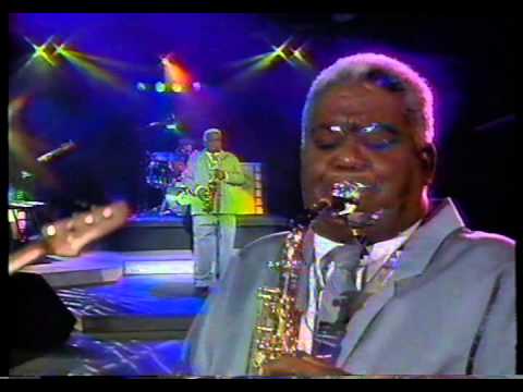 TAVITO VASQUEZ EN PUNTO FINAL.🎷🎷🎷🎹🎹🎹🎶🎼🎵