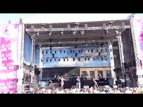 REEL 2 REAL - Go on Move LIVE @ We Love The 90's Helsinki 2015