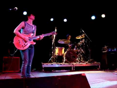 11/16 Kaki King-Recording Banter+Everything Has An End, Even Sadness @ Glasshouse, Pomona,CA 5/25/10