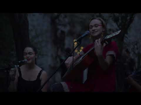 Abracadabrante - There's a light by Joscelyn Wynter