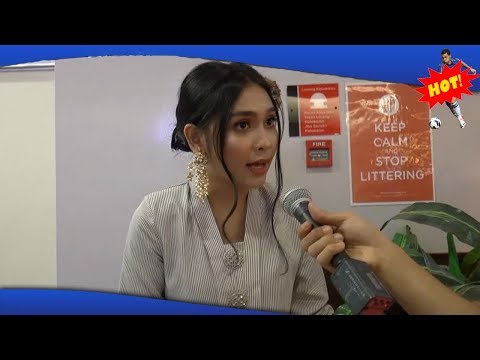 ✅ Sissy Iman selesa ditemani dua 'bodyguard'!