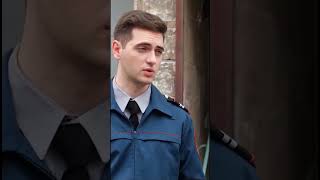 —Ծյոմ, եթե դու չես տեսնում, որ Սոնայի դուրը գալիս ես ուրեմն դու կույր ես😒