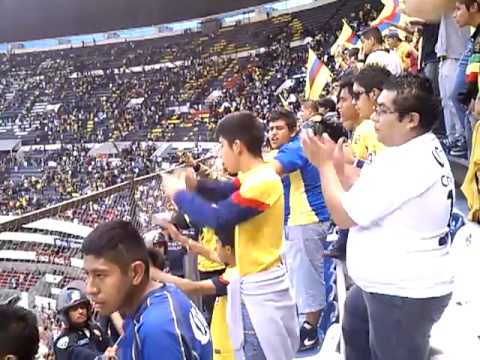 "Kuajis Kaoz Descontrolados 2013" Barra: Ritual Del Kaoz &bull; Club: América