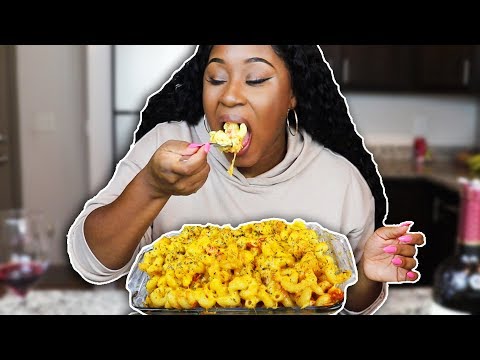 download lagu mp3 mp4 Crab Mac And Cheese, download lagu Crab Mac And Cheese gratis, unduh video klip Crab Mac And Cheese